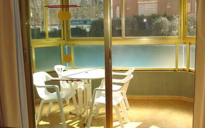 فندق Torre Gerona 2*